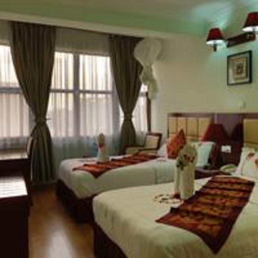 Rahnile Hotel Bahir Dar Exterior foto