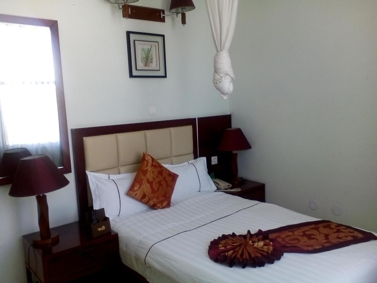 Rahnile Hotel Bahir Dar Exterior foto