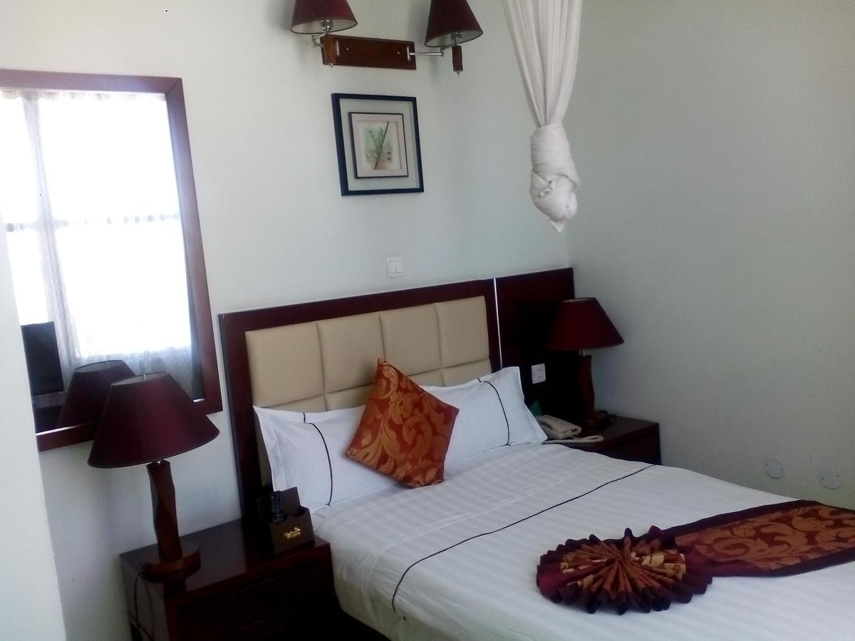 Rahnile Hotel Bahir Dar Exterior foto