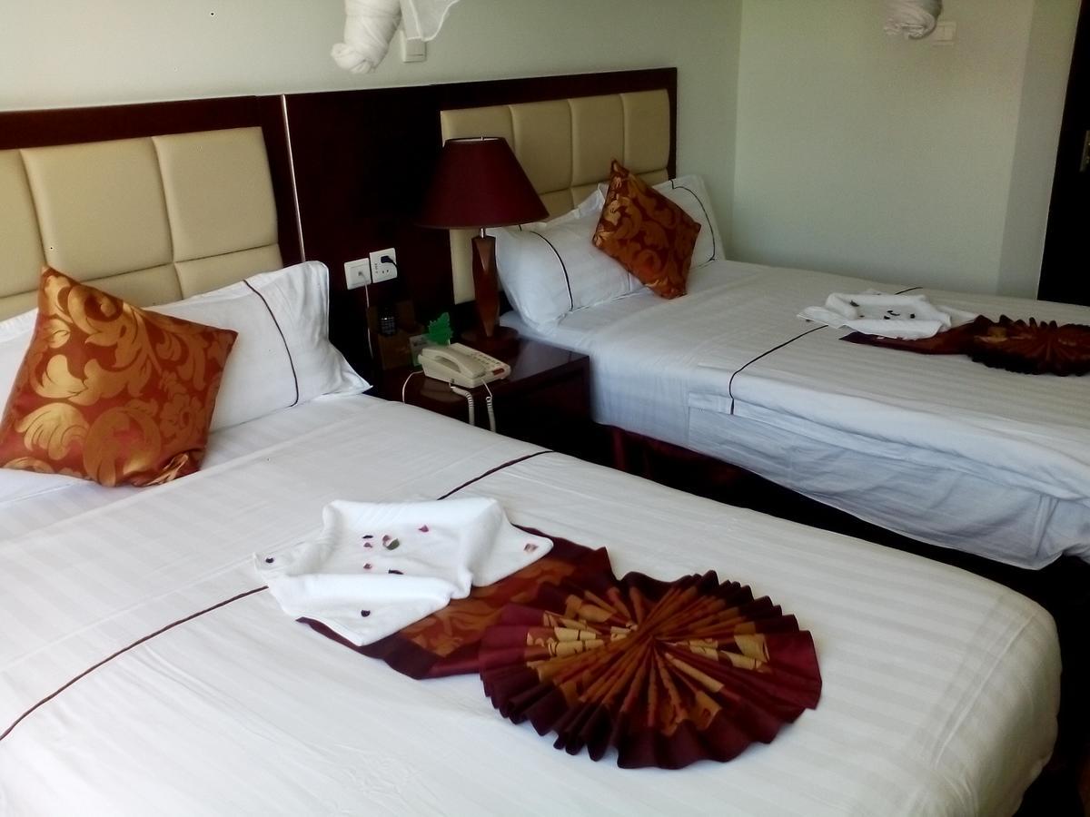 Rahnile Hotel Bahir Dar Exterior foto